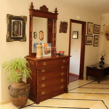Bel-air. Lujo. Villa Estepona